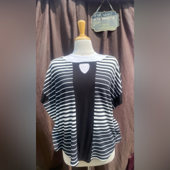 🤗16-You Are Magnetic❤️ Bobeau Black & White Tunic - Picture 1 of 14